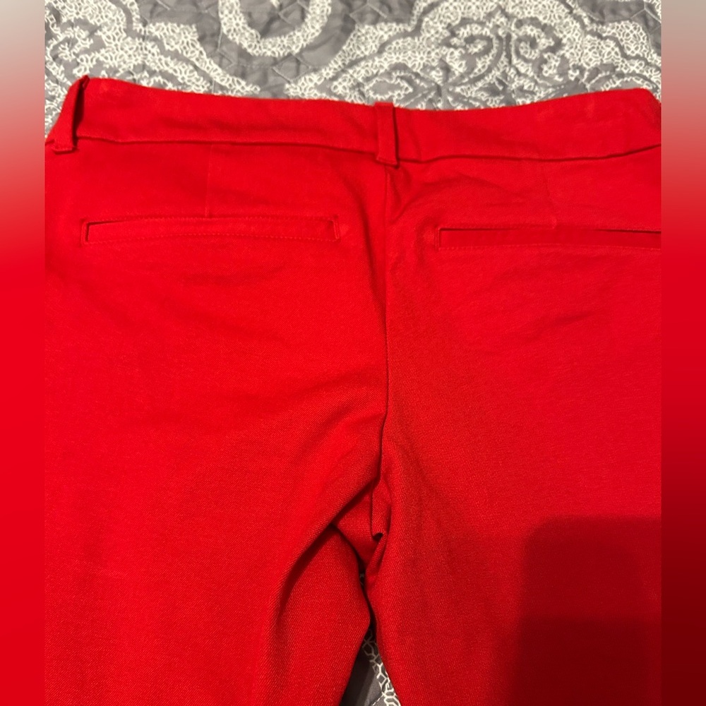 Women’s Size 2 Old Navy Red Pixie Pants - Picture 3 of 7